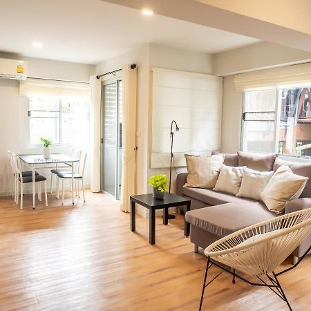 Art Gallery Apartment@Chiang Mai Train Station Екстериор снимка